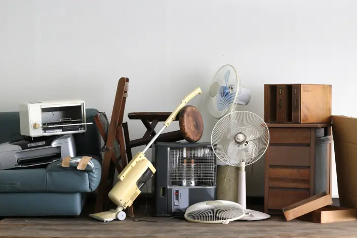 Supporting older people with hoarding disorder